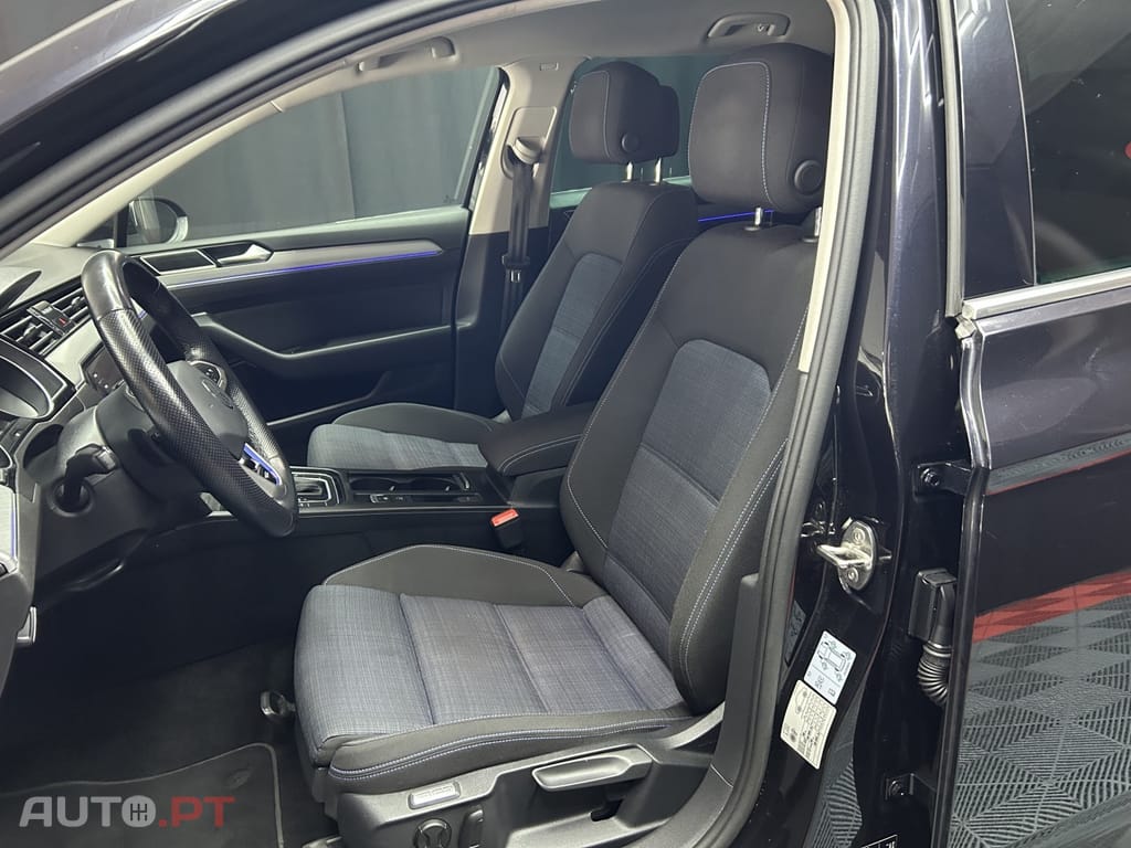 Volkswagen Passat Variant 1.5 TSI eHybrid Business DSG