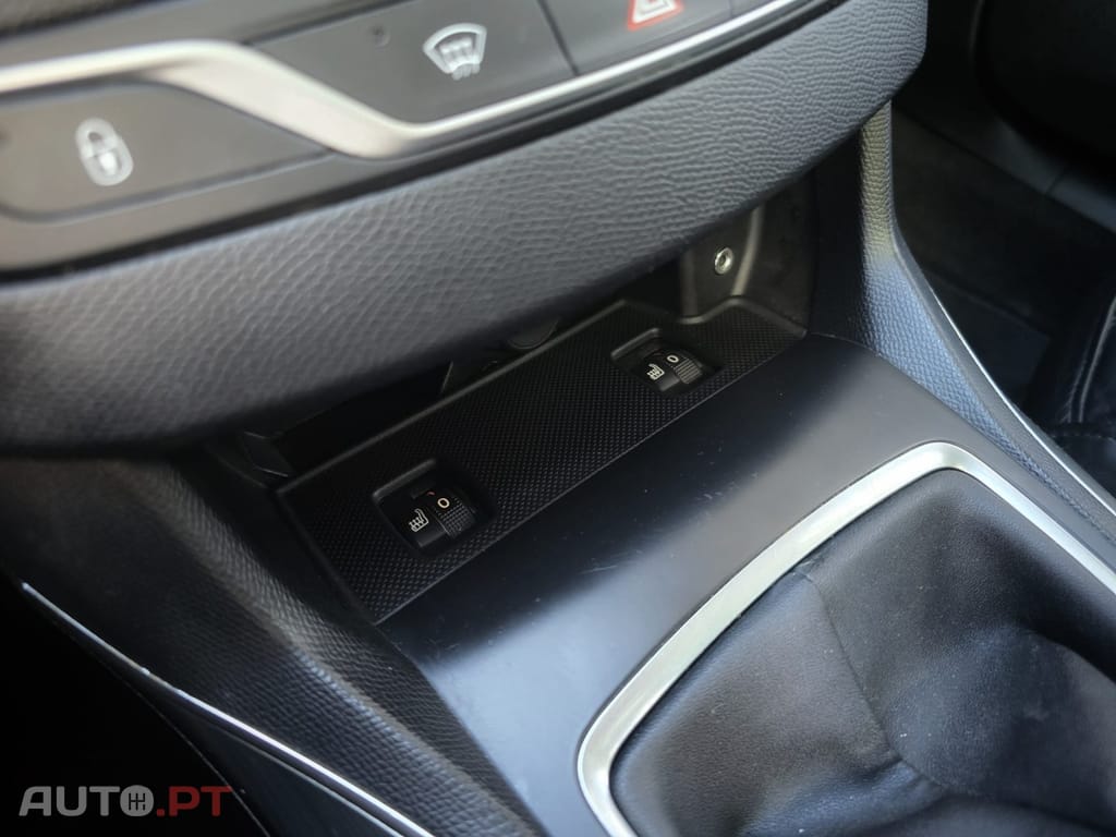 Peugeot 308 SW 1.6 BlueHDi Allure J17 EAT6