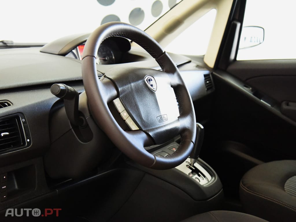 Lancia Musa 1.3 16V M-jet Platino DFN
