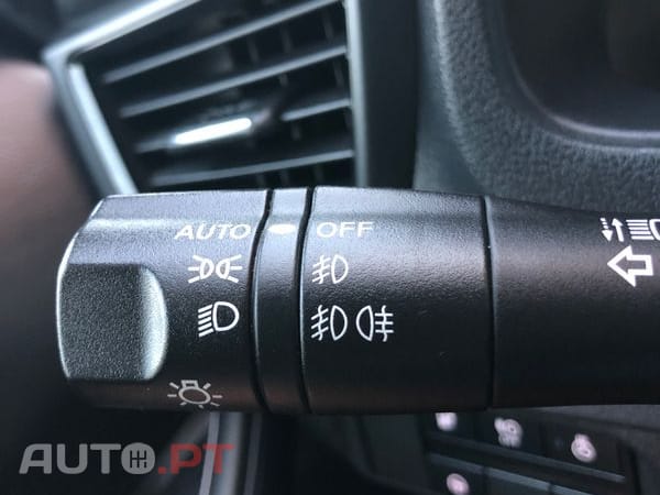 Nissan Leaf Tekna Two Tone