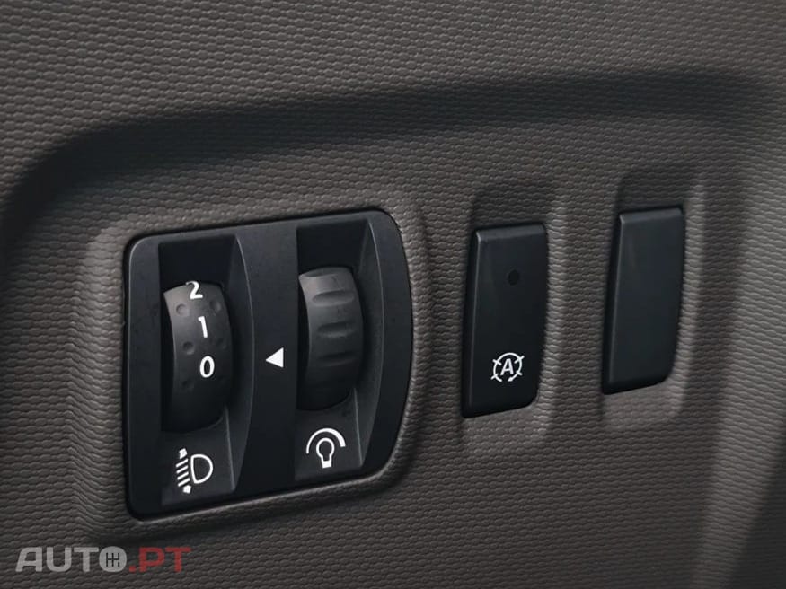 Renault Captur 1.2 TCe EXCLUSIVE XMOD (EDC)