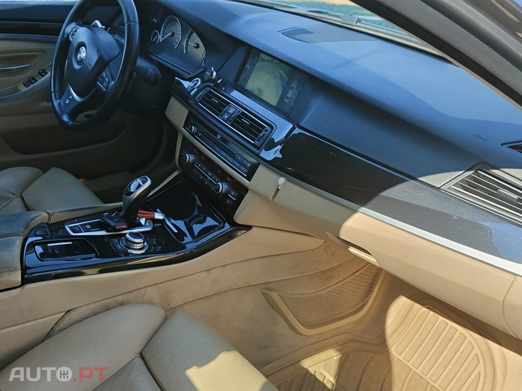 BMW 520 520d Luxury BluePerformance Bose Sport Auto