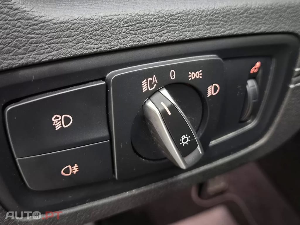BMW X2 25 e xDrive Pack M — fotografia 18