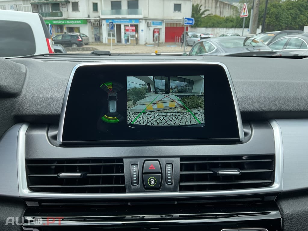 BMW 216 d 7L Line Luxury Auto