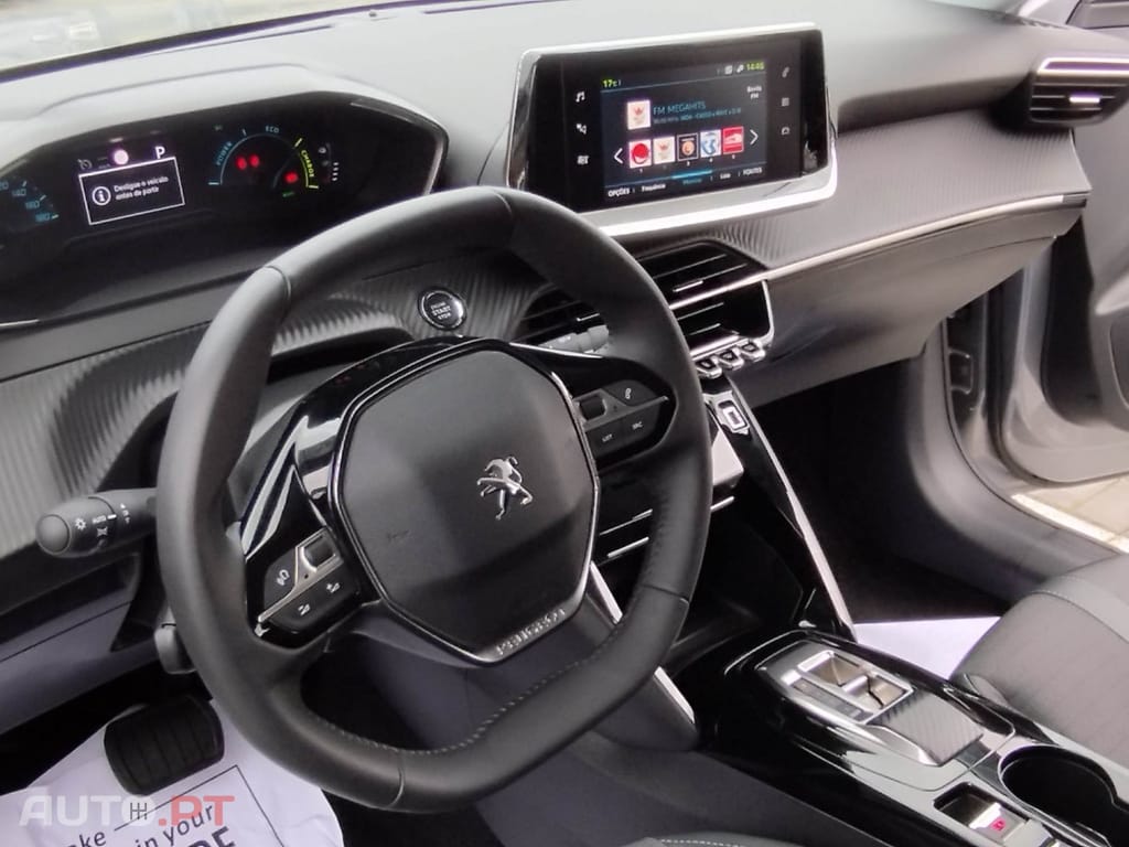 Peugeot E-208 50 kWh Allure Pack