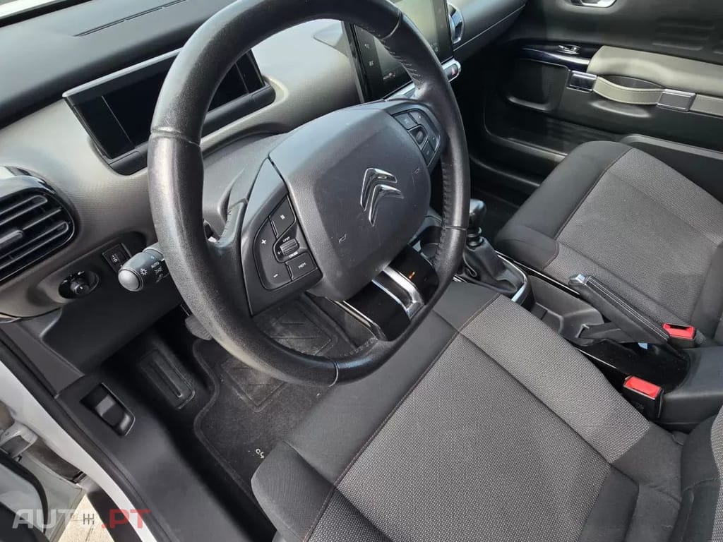 Citroen C4 Cactus 1.2 PureTech Shine Pack