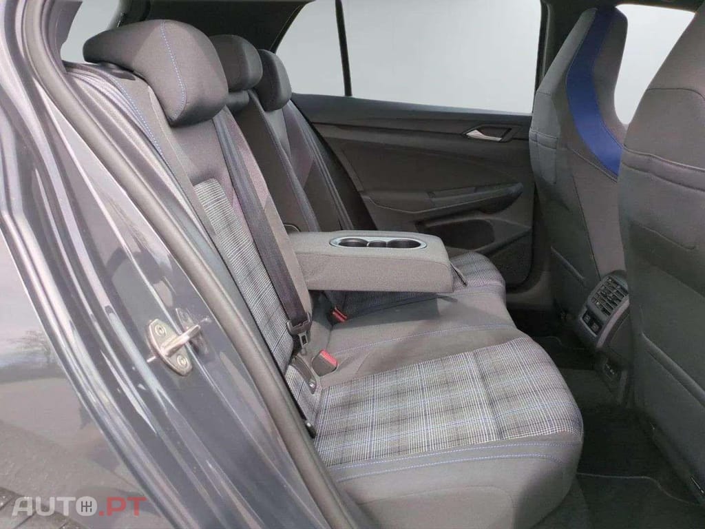 Volkswagen Golf GTE Hybrid