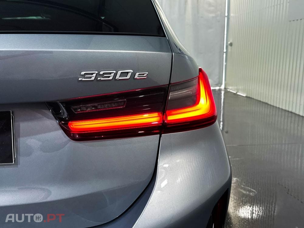 BMW 330 e Pack 50 anos M Auto