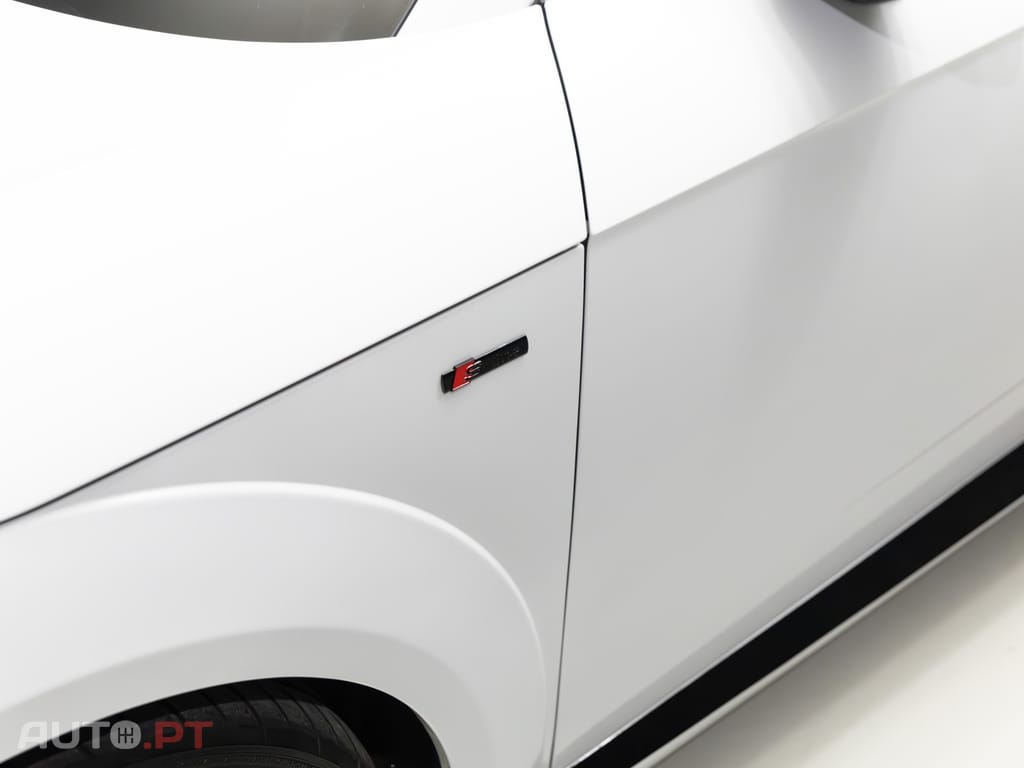 Audi TT 2.0 TFSI S-line S tronic