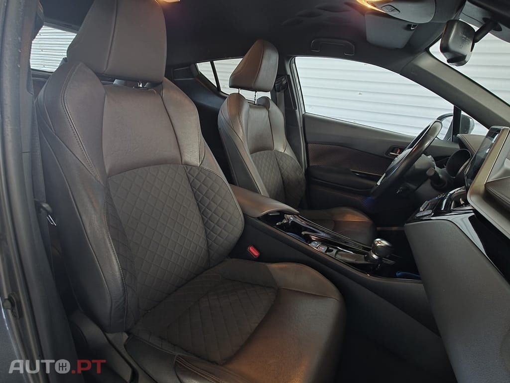 Toyota C-HR 1.8 HSD Exclusive+P.Luxury