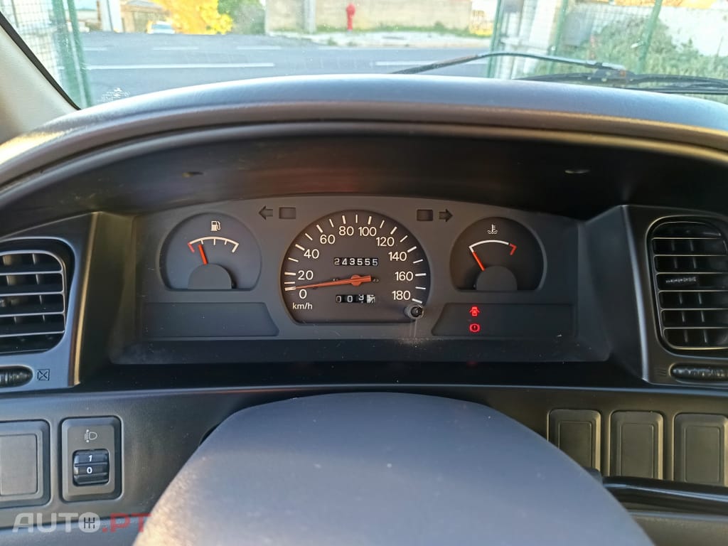 Mitsubishi L400 2.5 TD GL