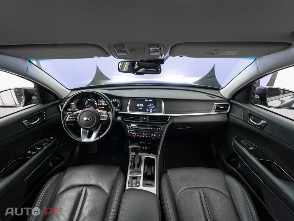 Kia Optima 2.0 CVVT PHEV