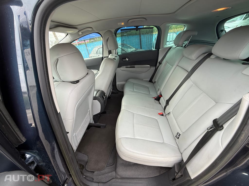 Peugeot 3008 1.6 e-HDi Active 2-Tronic