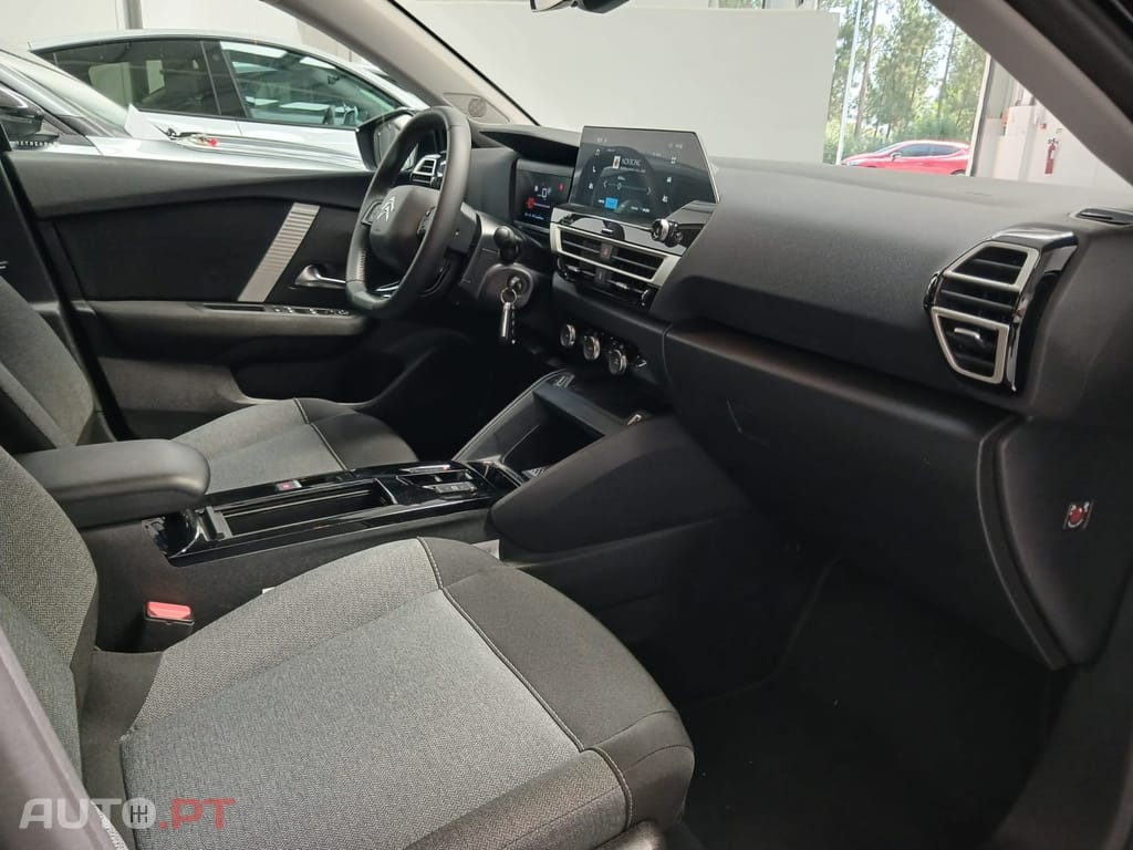 Citroen e-C4 136 YOU