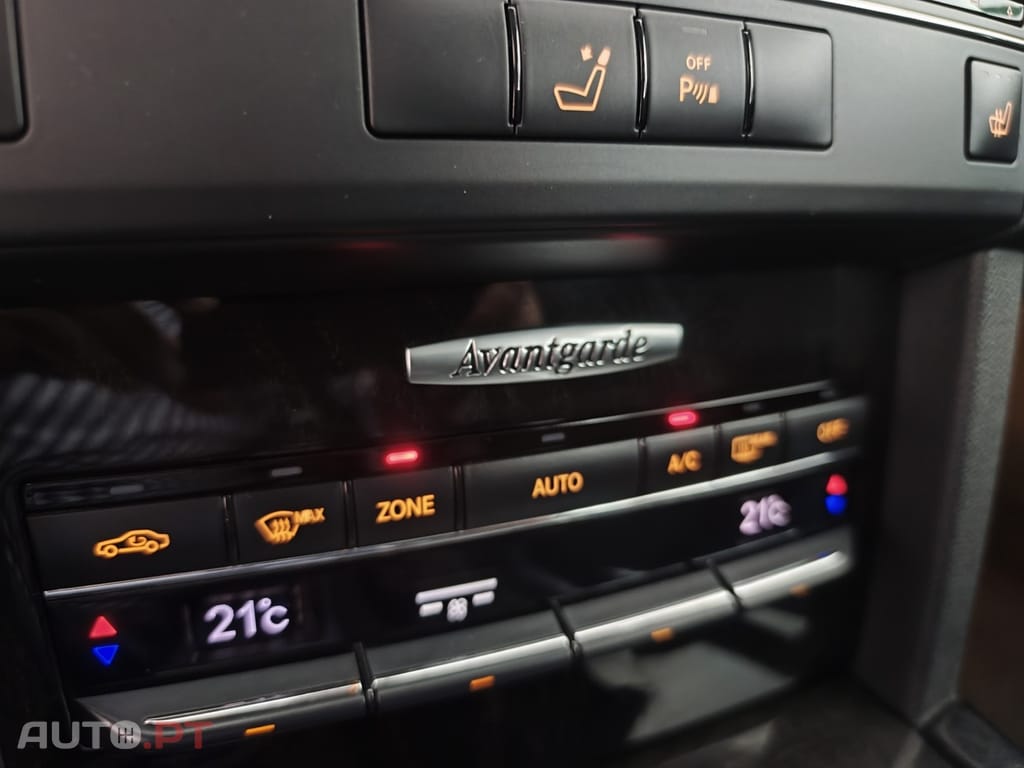 Mercedes-Benz E 250 CDi Avantgarde BlueEfficiency Auto.