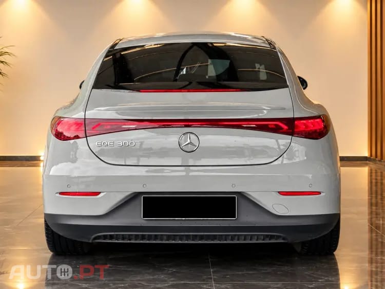 Mercedes-Benz EQE SUV 300 Electric Art Advanced