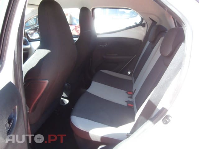 Toyota Aygo 1.0 X-Play+X-Touch