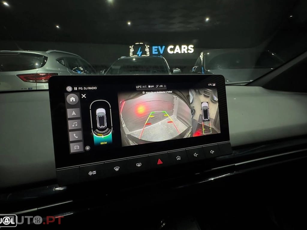 MG MG4 64 kWh Luxury