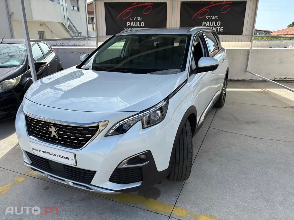 Peugeot 5008 1.5 BlueHDi Allure