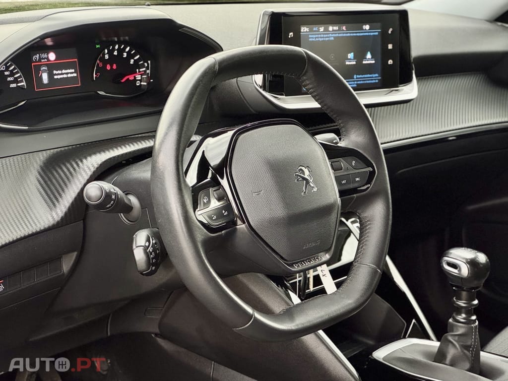 Peugeot 2008 1.5 BlueHDi Allure