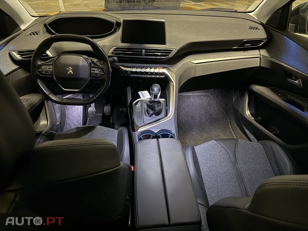 Peugeot 3008 1.5 BlueHDi Allure Pack