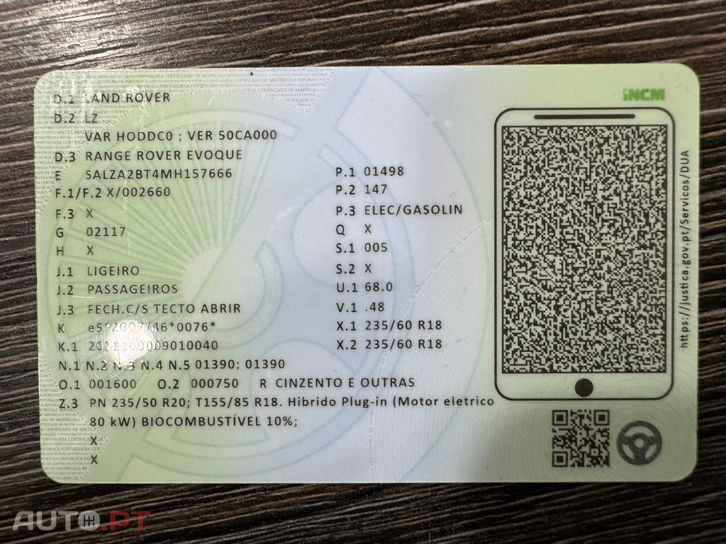 Land Rover Evoque 1.5 P300e AWD R-Dynamic S Auto