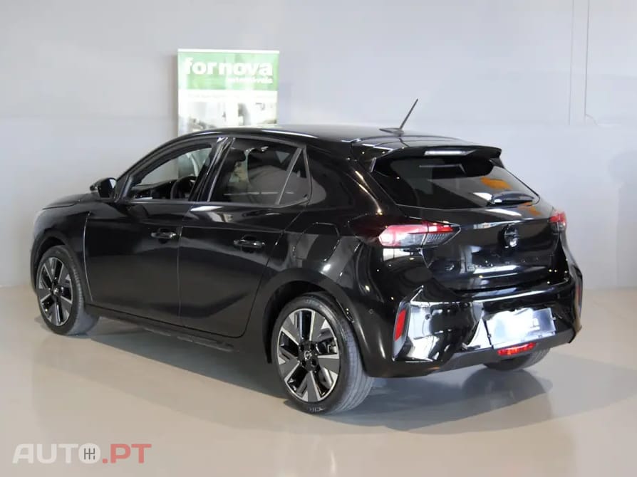Opel Corsa-E e-GS