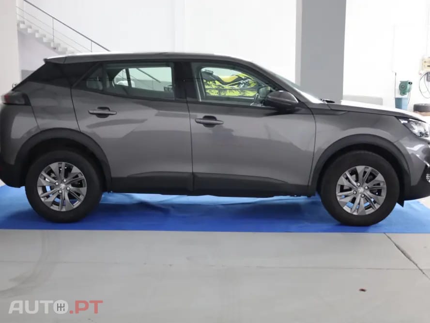 Peugeot 2008 Active Pack EAT8