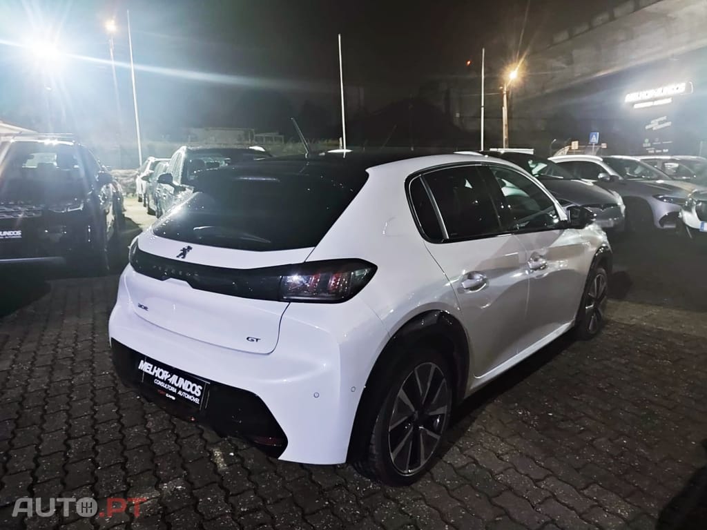 Peugeot E-208 50 kWh GT Pack