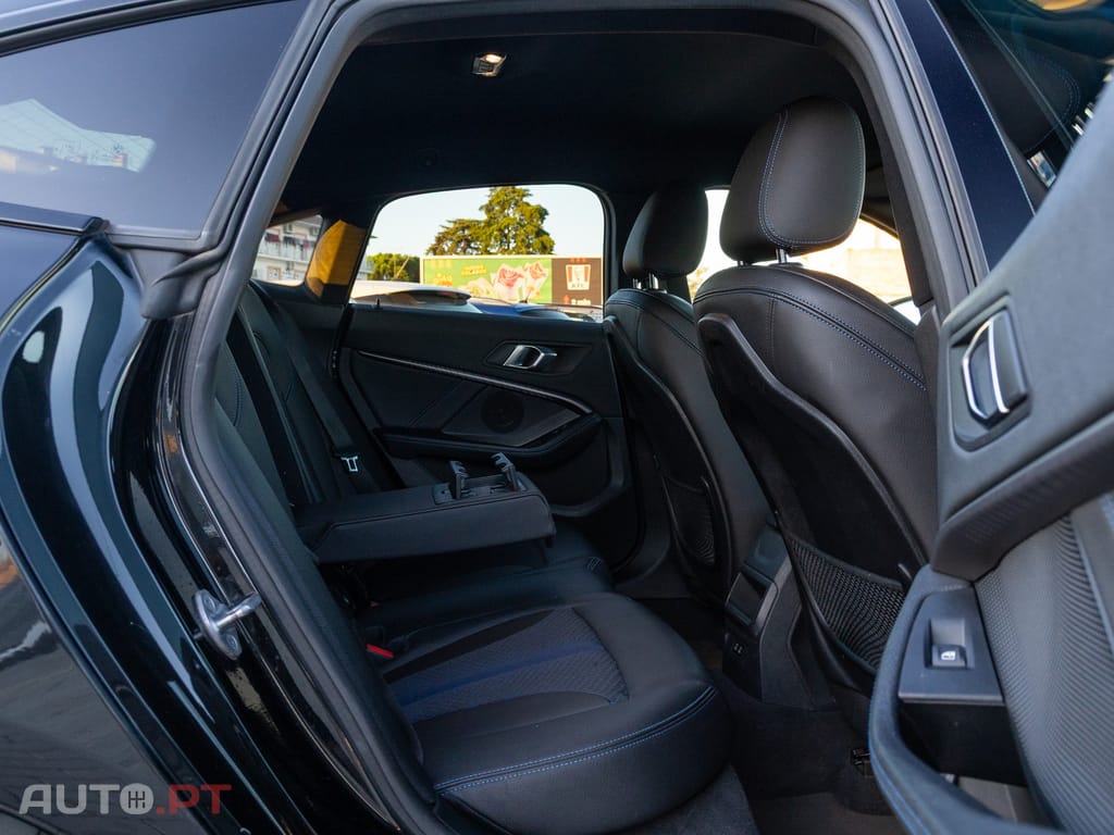 BMW 216 d Pack Desportivo M