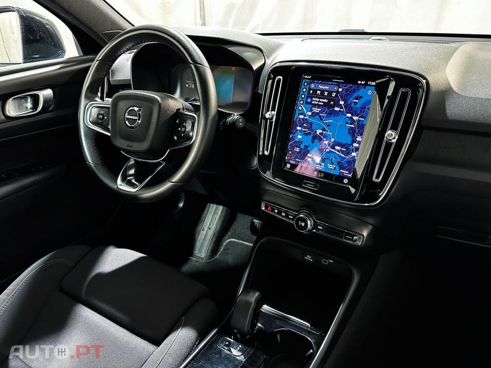 Volvo XC40 Recharge 69 kWh Single Motor Plus