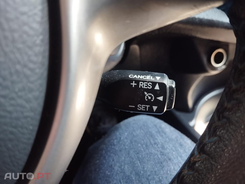 Toyota Yaris 1.5 hibrido