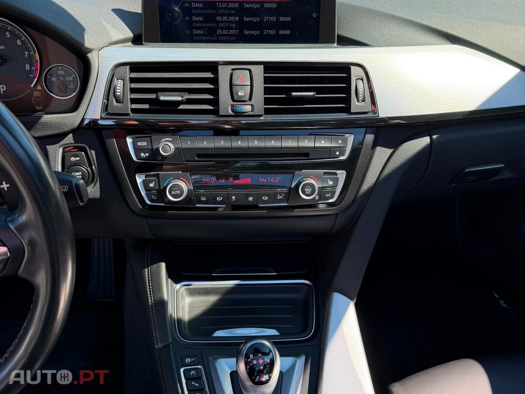 BMW M4 Auto