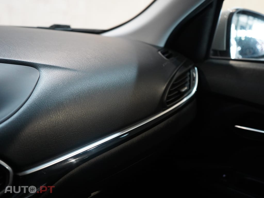 Fiat Tipo 1.3 M-Jet Lounge