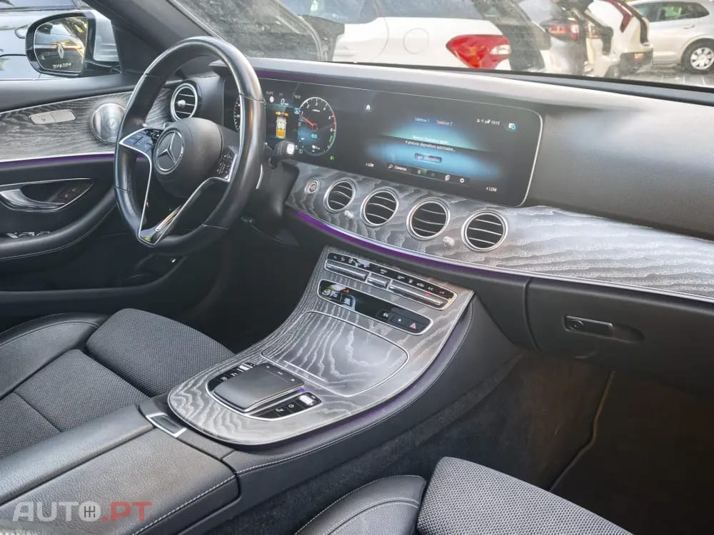 Mercedes-Benz E 300 e Station 9G-TRONIC AMG Line