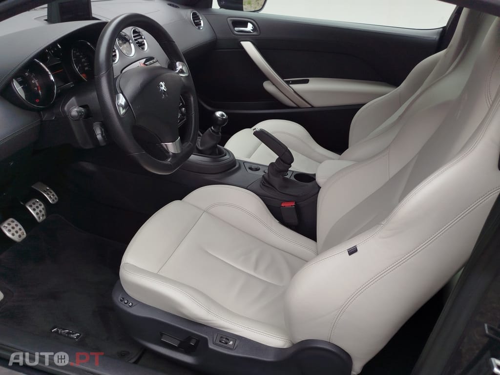Peugeot RCZ 1.6 THP Onyx