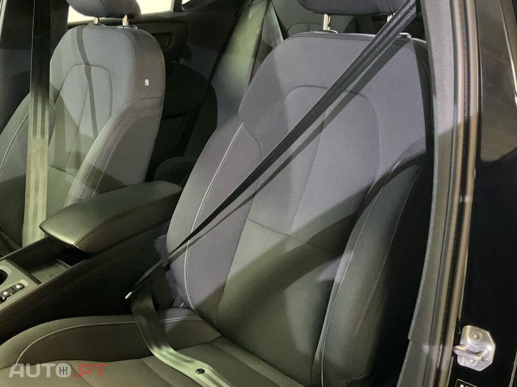 Volvo XC40 1.5 T4 PHEV Inscription Expression