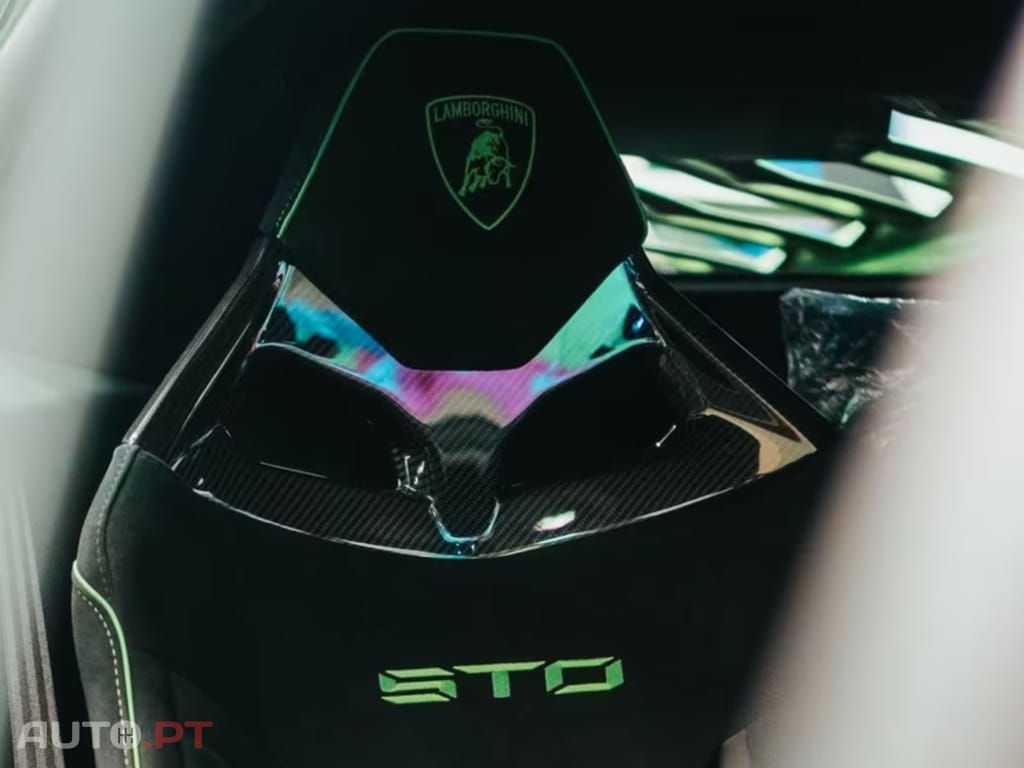 Lamborghini Huracán STO