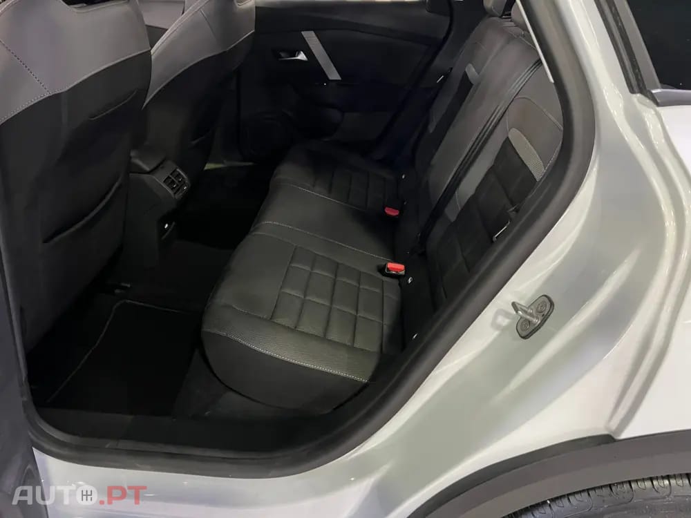 Citroen C4 1.2 Hybrid Plus e-DSC6