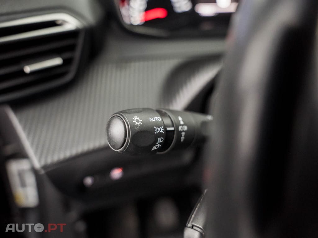 Peugeot 2008 1.2 PureTech Active