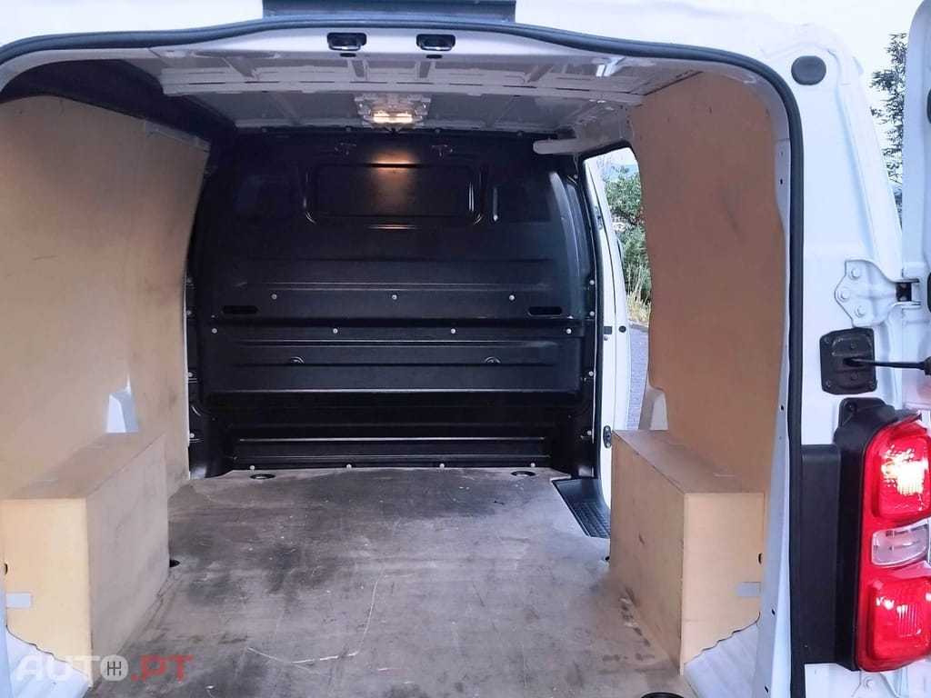 Citroen Jumpy 75 kWh XL Club