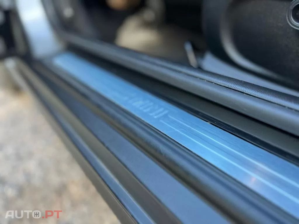 MINI Cooper Premium First Essential