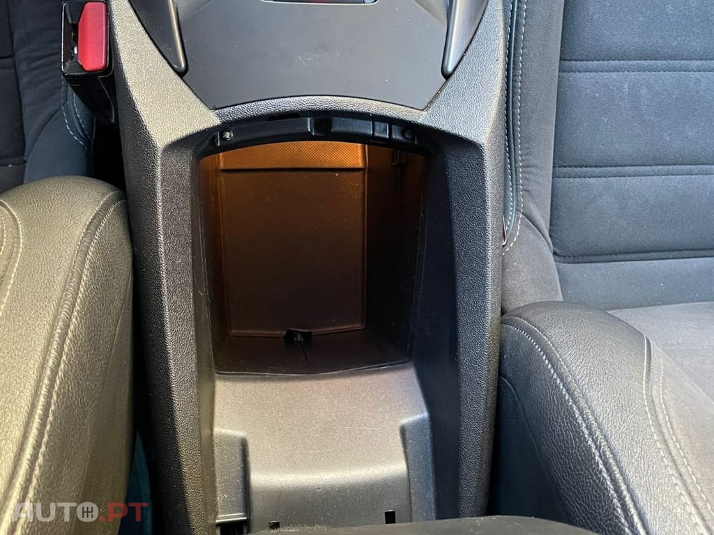 Citroen DS5 2.0 HDi Hybrid4 Business Class