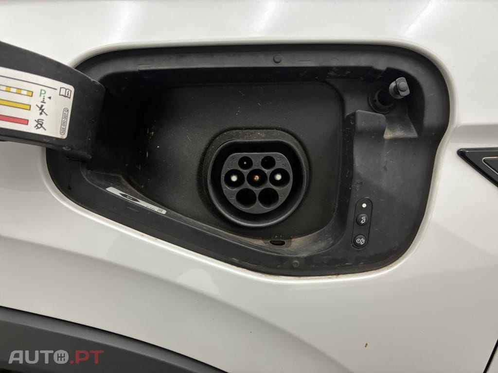 Volkswagen Tiguan 1.4 TSI eHybrid R-Line DSG