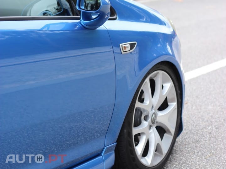 Opel Corsa 1.6 Turbo OPC