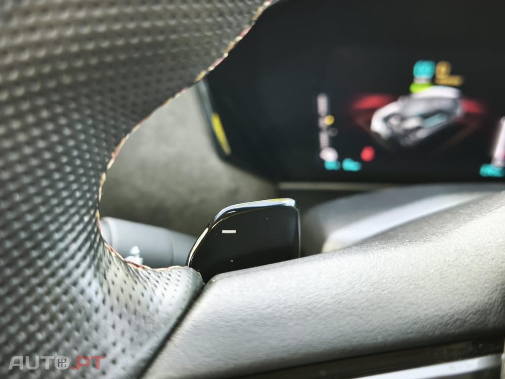 DS DS4 E-TENSE 225 PERFORMANCE LINE+