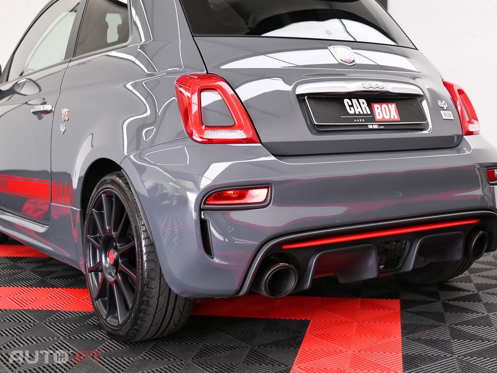 Abarth 695 1.4 T-Jet XSR Yamaha