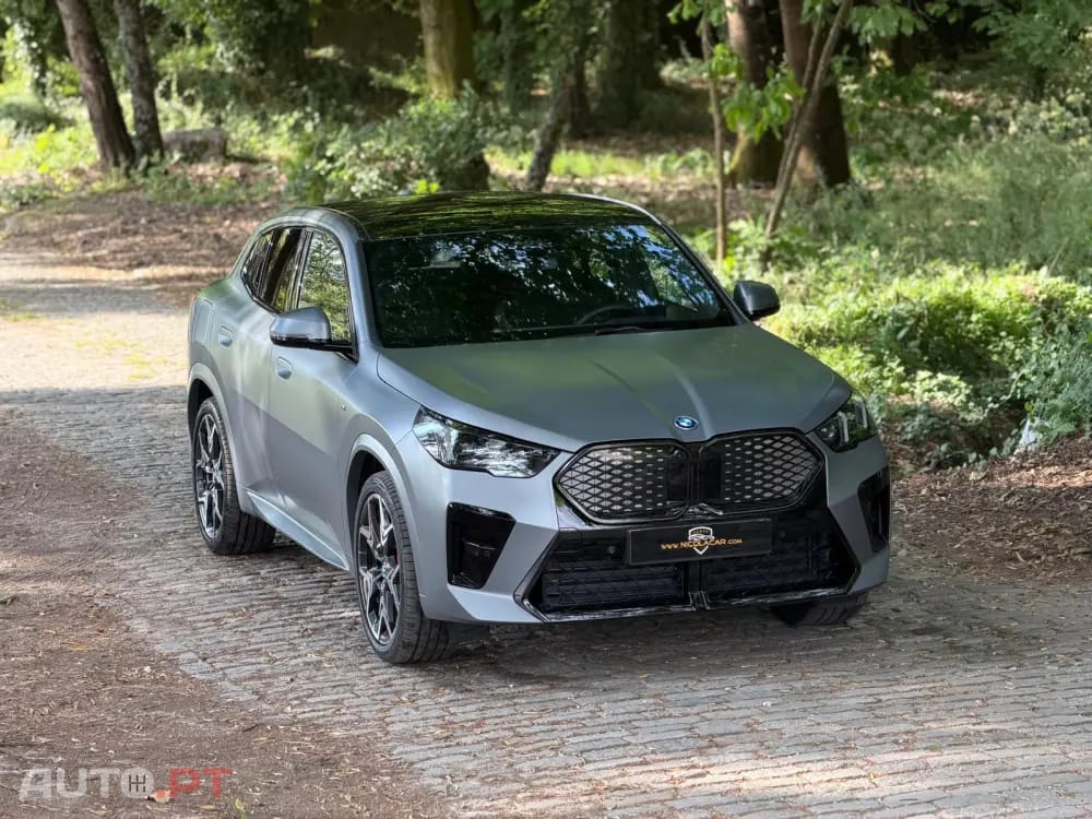 BMW iX2 xDrive30 Pack Desportivo M Pro