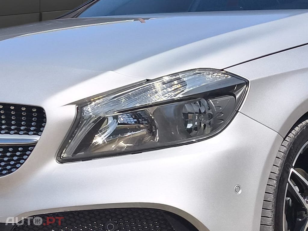 Mercedes-Benz A 180 d AMG Line