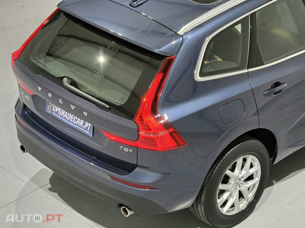 Volvo XC60 2.0 T8 PHEV Momentum AWD